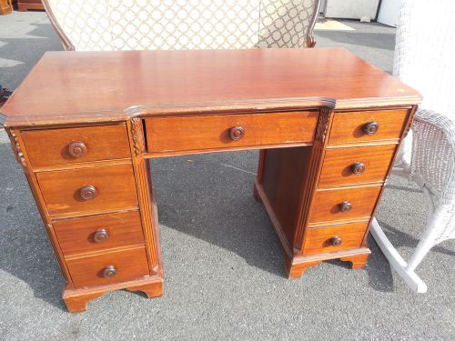 ~OH368~Antique Large Mahogany Kneehole Desk