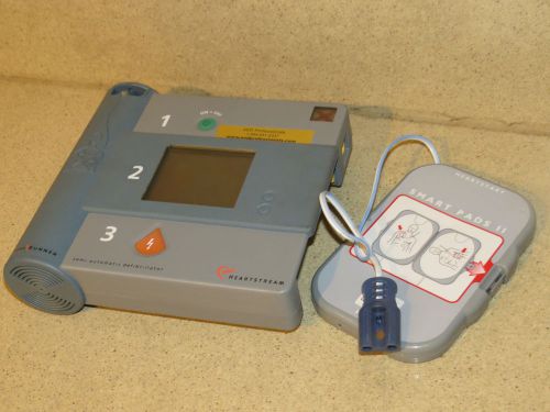 FORERUNNER HEARTSTREAM SEMI- AED WITH CASE &amp; SMART PADS II