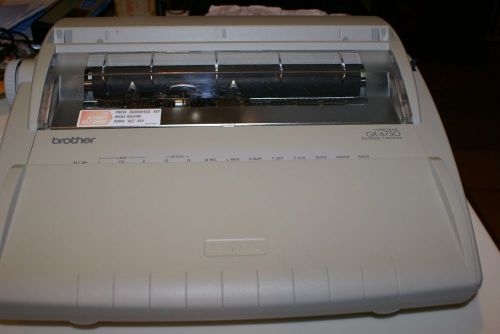 Brother GX-6750 Correctronic Portable Electric Typewriter  HAS COVER FOR KEYS