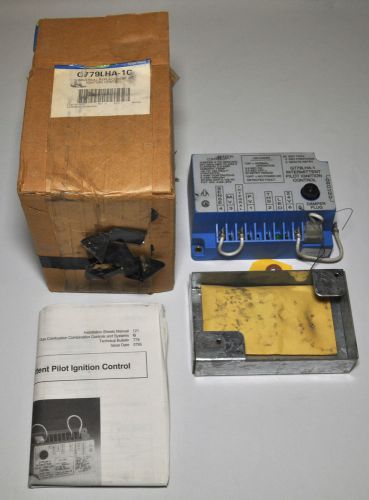 Johnson Controls G779LHA-1C Universal Replacement Ignition Control Int. Pilot