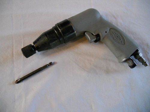 Sioux tools 2p2603aq reversible air screwdriver w/apex 493 bit good cond, bin 15 for sale
