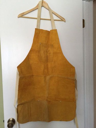 Leather Brown Suede Welding Apron 4 Pockets Double Stitched Unlined New With Tag