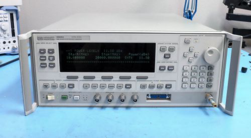 HP 83620A 10MHz-20GHz Synthesized Sweeper and Signal Generator Opt 001