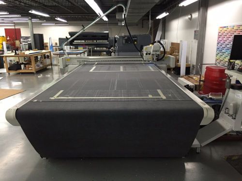Esko Kongsberg XN24 2015 - Conveyor and 3KW Flatbed Cutter and Router