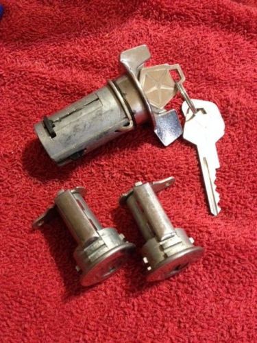 LOCKSMITH Dodge Chrysler ignition door lock cylinder set w/ keys NOS