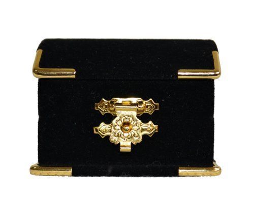 Treasure Chest Style Velvet Ring Box