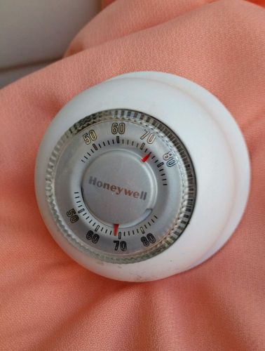 Honeywell   ,  Low Voltage Round Thermostat  to control heat  , White