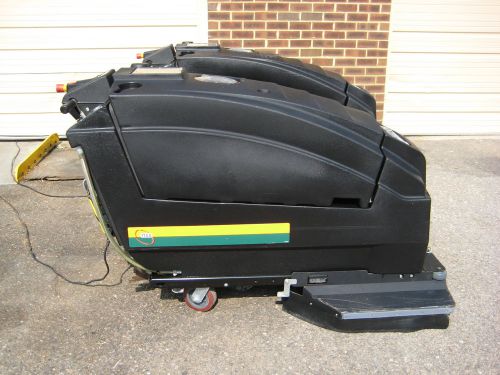 USED NSS WRANGLER 3330 Automatic Floor Scrubber , 33-inch under 700HR