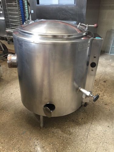 Groen gas 40 gallon jacketed steam kettle excellent condition for sale