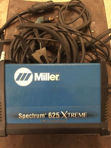 Miller Spectrum 625 X-treme plasma cutter W/ XT40 Torch. NR !!!