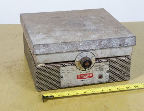 Hot Plate; Thermolyne Model 2200 (CTAM #8180)