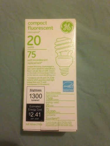 LOT of 2 GE 15834 Spiral Compact Fluorescent bulb 2700K Warm White Free SHIPPING