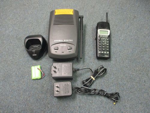 Toshiba Strata CTX DKT 2304 CT 900 mhz Digital Cordless Telephone Complete #B