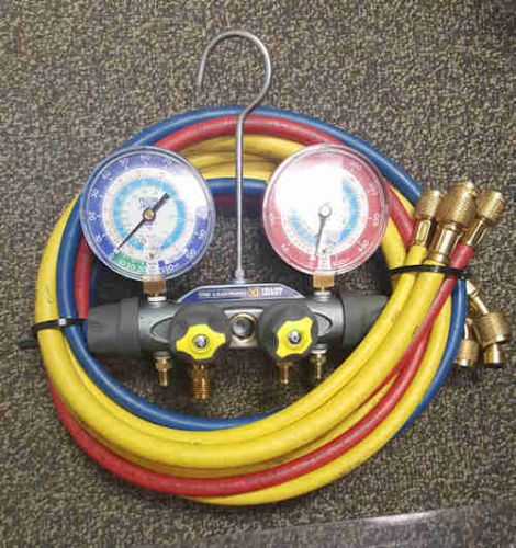 YELLOW JACKET 49987 TITAN™ 4-VALVE MANIFOLD With 60&#034; HOSES R22/134a/404A -USED!