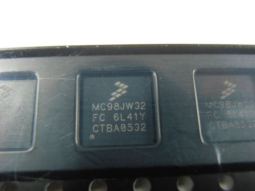 3 x FREESCALE MC98jw32 Original Circuit Integrated Component /// NEW wit Box!!!