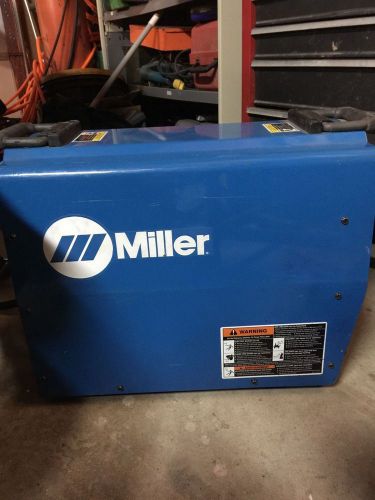 2011 Miller AlumaPower 350 MPA with XR Feeder PULSE MIG 907420 like xmt invision