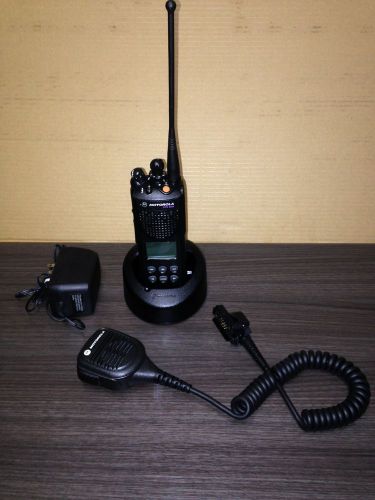 Motorola radio xts3000 p25 smartzone 9600 trunking w/ programming 800 police ems for sale