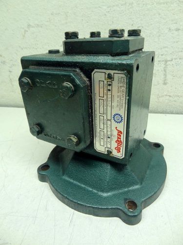 Grove Gear Flexaline BM01133-2 Gear Reducer 20:1 Ratio 56C Motor Frame .45 In HP