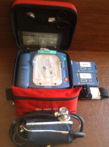 Philips HeartStart Onsite AED M5066A HS1 W/Good Battery &amp; Pad + More