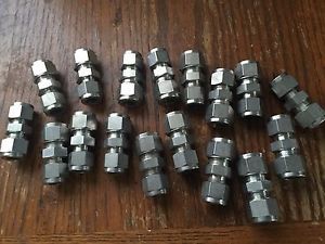 17 new swagelok ss-10m0-6 316ss 10mm tube union fittings for sale