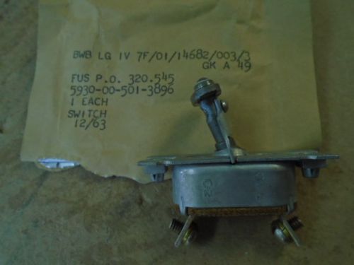 1 EA NOS CUTLER HAMMER TOGGLE SWITCH W/ VARIOUS APPLICATIONS   P/N: AN3022-4B