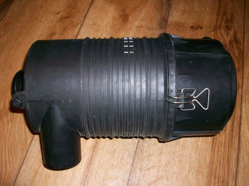 HIGH QUALITY FLEETGUARD AIR FILTER HOUSING/ with FILTER Never Used