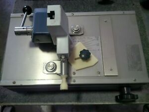 LKB BROMMA 7800 Glass KNIFE MAKER 90 90 0164 Made in Sweden