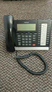 Toshiba DP5032-SD 20-Button Speakerphone Digital Phone With 4-Line Display