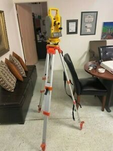 Northwest Digital Transit Theodolite NETH203  w/case &amp; tripod