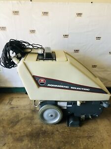 ADVANCE AQUAMATIC SELECTRIC HEAVY DUTY CARPET SELF-PROPELLED CLEANER 18” 120V