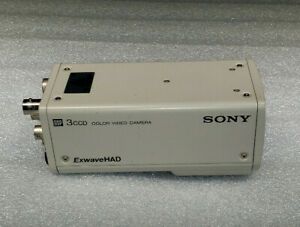 Sony DXC-390 Compact 3 1/3&#034; Exwave HAD 3 CCD Color Video Security Camera