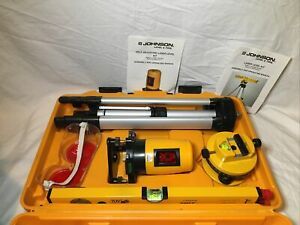 Johnson Level &amp; Tool Laser Level Kit 9100/40-0909 Used Once