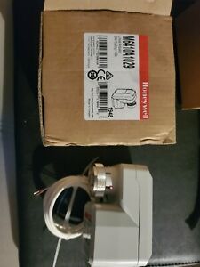 NEW - Honeywell M6410A1029 24V 40lbf Linear Floating Actuator