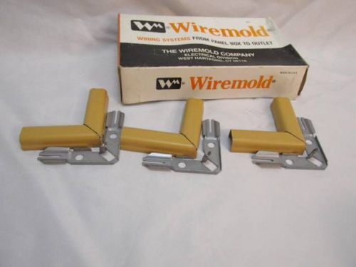 NEW NOS Lot of (3) Wiremold 90 Degree Flat Elbows Buff 511