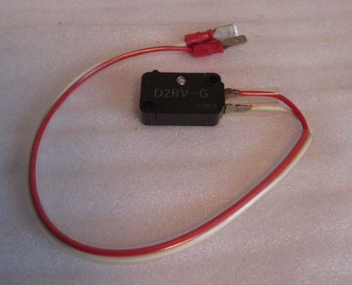 Omron D2RV-G 0979RC1 Miniature Basic Switch Pin Plunger W/ Leads NOS New No Box