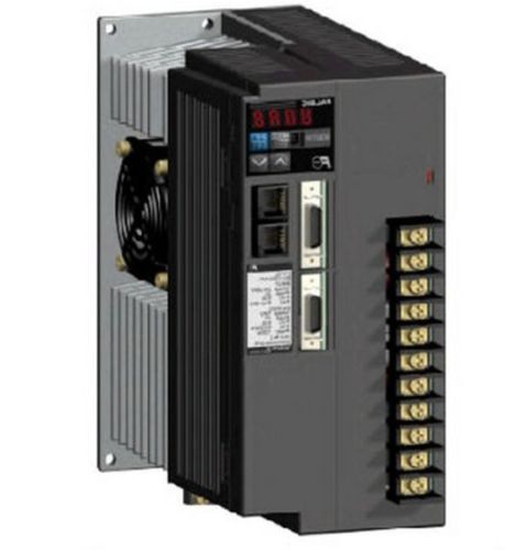 Servo Amplifier RYC751C3-VVT2 3 Phase 200V Servo Controller Driver Original New