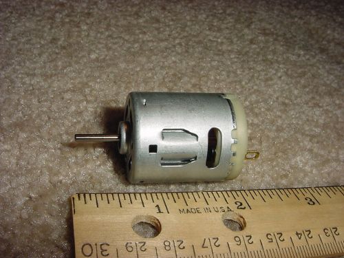 Small DC Electric Motor  6- 18 VDC 9820 RPM 54 g-cm M38