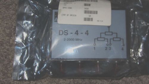 Ds-4-4 sma macom broadband four-way power divider, 2-2000 mhz 9939. new!! for sale