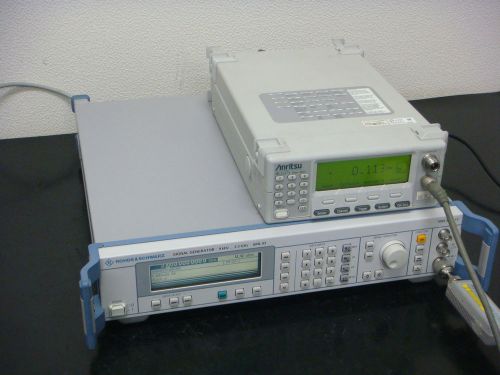 Rhode SML03 /B5 9kHz-3.3GHz Signal Generator
