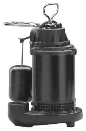 Wayne 1/2 hp, cast iron, submersible sump pump, cdu800 for sale