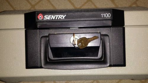 SENTRY SAFE FIRE PROOF WITH 2 KEYS #1100 INDUSTRIAL STRENGTH