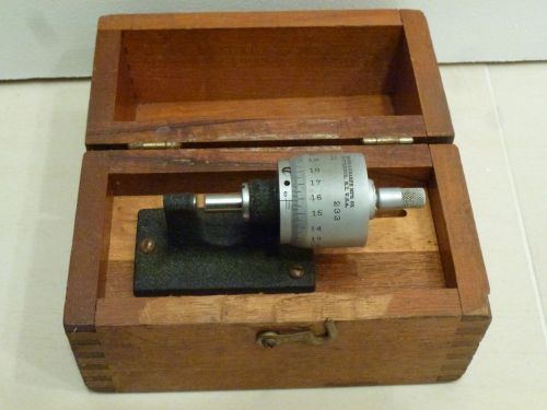 Brown &amp; Sharpe Bench Micrometer .0001 in Original Wood Case