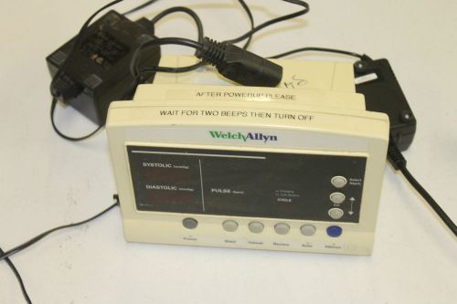 Welch Allyn 52000 Series Vital Signs Patient Monitor