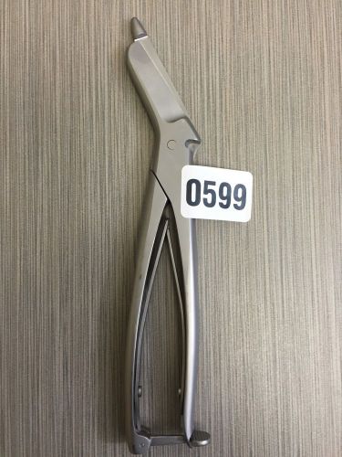 AESCULAP Surgical  Scissors Reusable Cloth 205mm #599