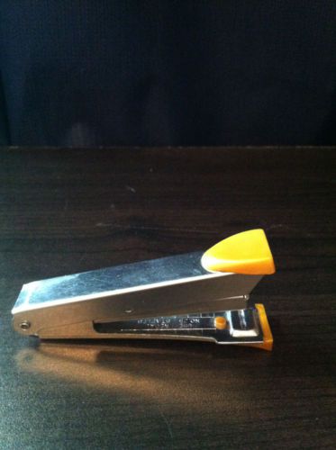 Vintage Regal Model 25 Small Desktop Office Crafting Stapler