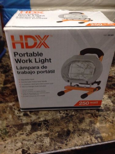 HDX PORTABLE WORK LIGHT 250 WATT
