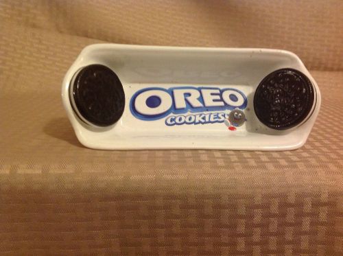 Oreo cookie holder