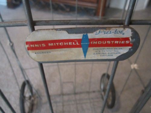 VINTAGE  DENNIS MITCHELL INDUSTRIAL 2 WHEEL SHOPPING / LAUNDRY CART