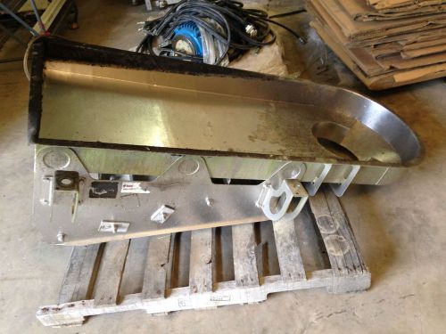 FMC syntron vibratory feed conveyor, suspended style, 24” wide x 63” pan