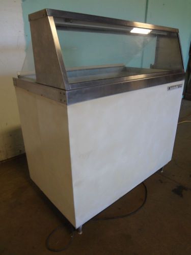 H.d. commercial &#034;master bilt&#034; lighted 8 tubs ice cream display/dipping  freezer for sale